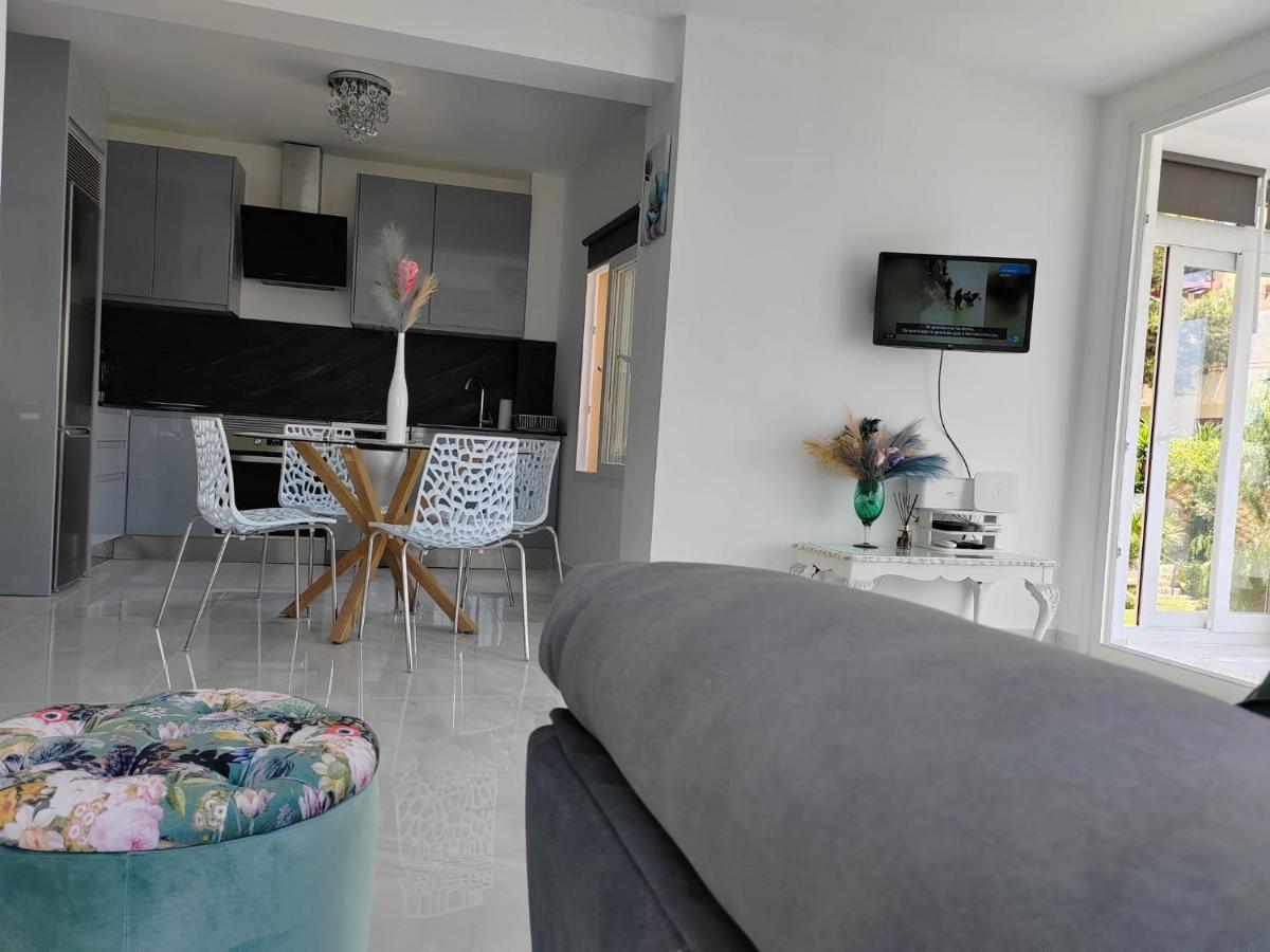 Apartamento La Torre,200M Hasta La Playa Benalmádena Exterior photo
