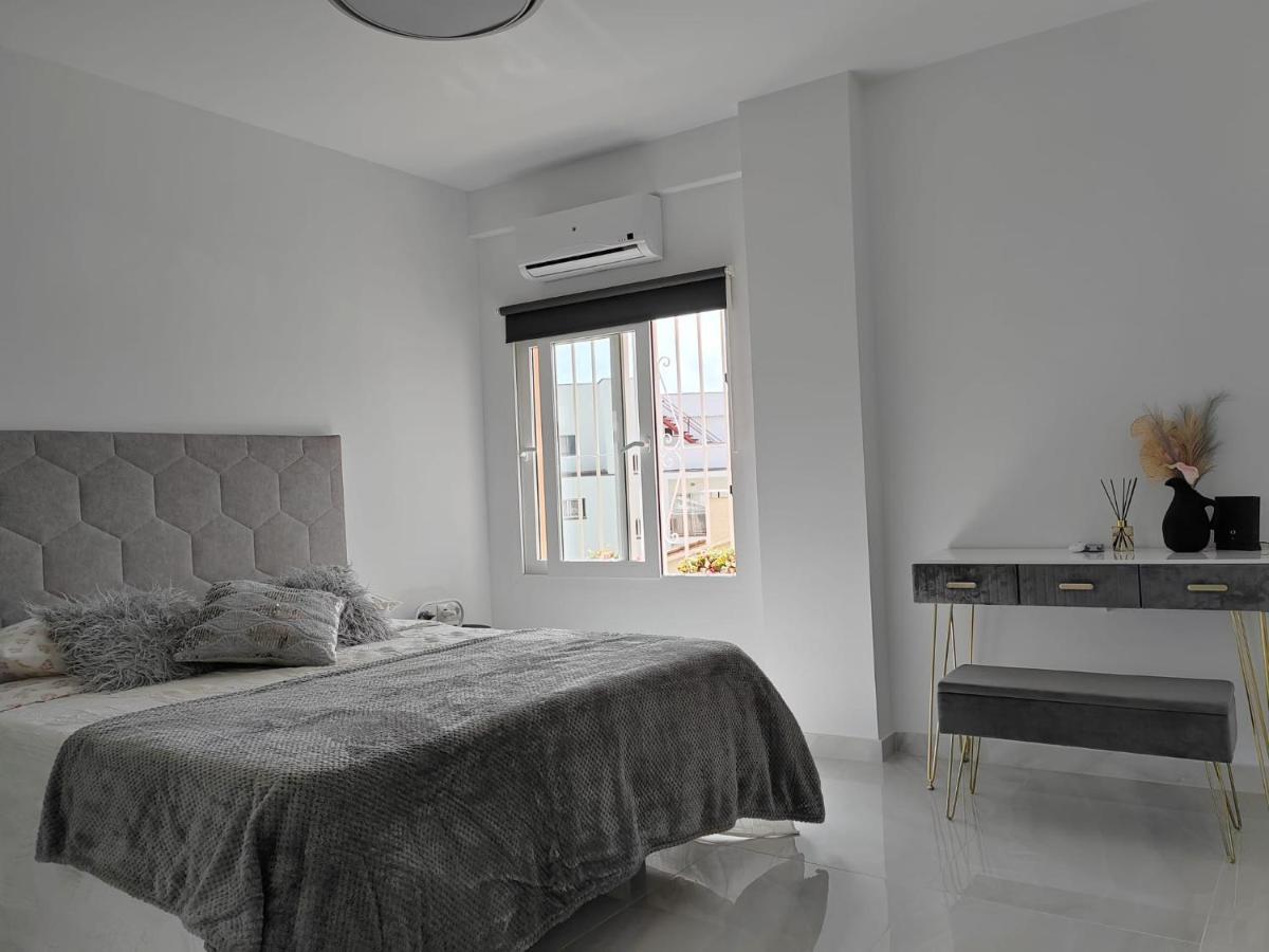 Apartamento La Torre,200M Hasta La Playa Benalmádena Exterior photo