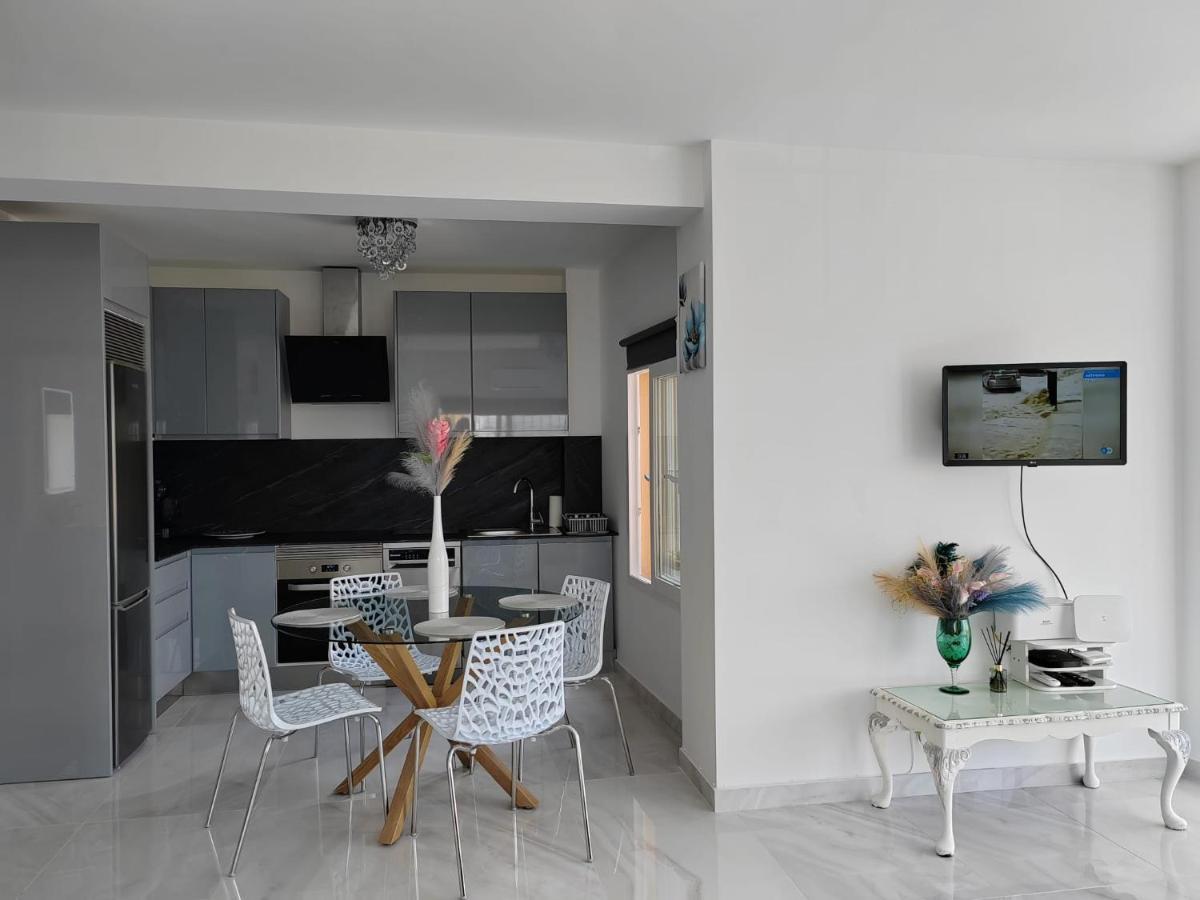 Apartamento La Torre,200M Hasta La Playa Benalmádena Exterior photo