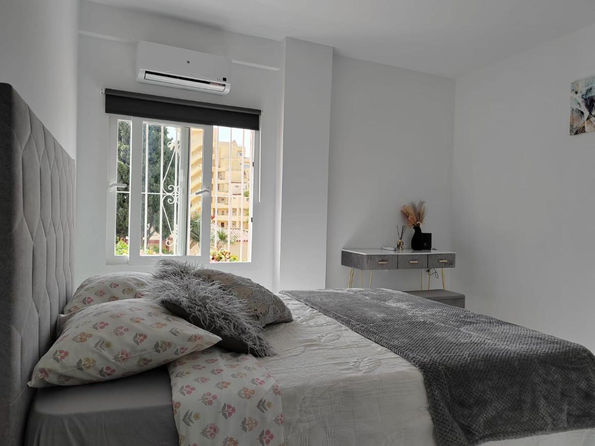 Apartamento La Torre,200M Hasta La Playa Benalmádena Exterior photo