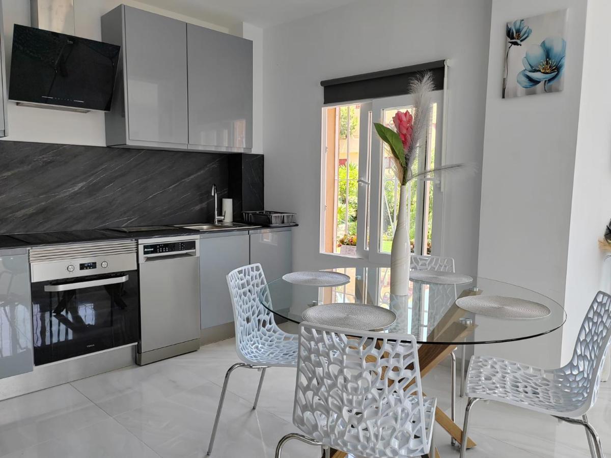 Apartamento La Torre,200M Hasta La Playa Benalmádena Exterior photo
