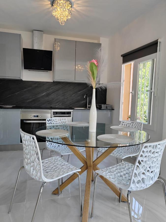 Apartamento La Torre,200M Hasta La Playa Benalmádena Exterior photo